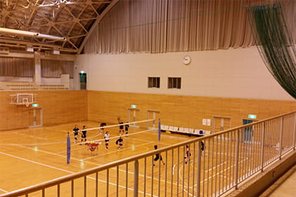 西浅井体育館